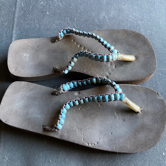 BOHO FLIP FLOP - Picture 2 of 3